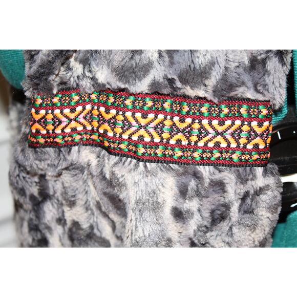 Uncle Frank Faux Fur Vest Gray Leopard Beaded Long Women Small - Picture 4 of 5